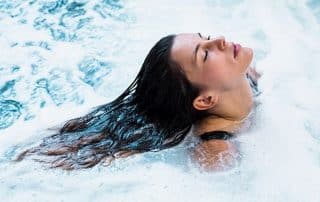 Benefits-of-a-Hot-Tub-if-you-have-a-Cold