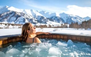The Best Hot Tubs for Colorado’s Harsh Winter Climate